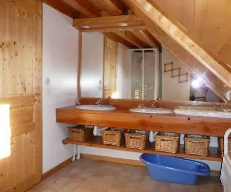 A Apartment Talloires